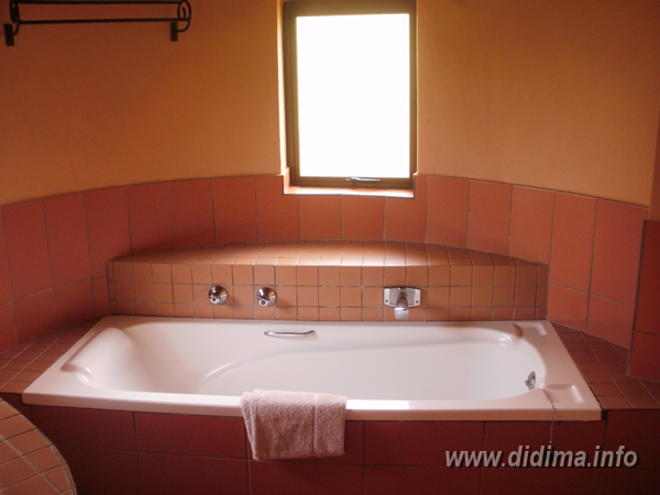 didima camp 6 bed bungalow3.png